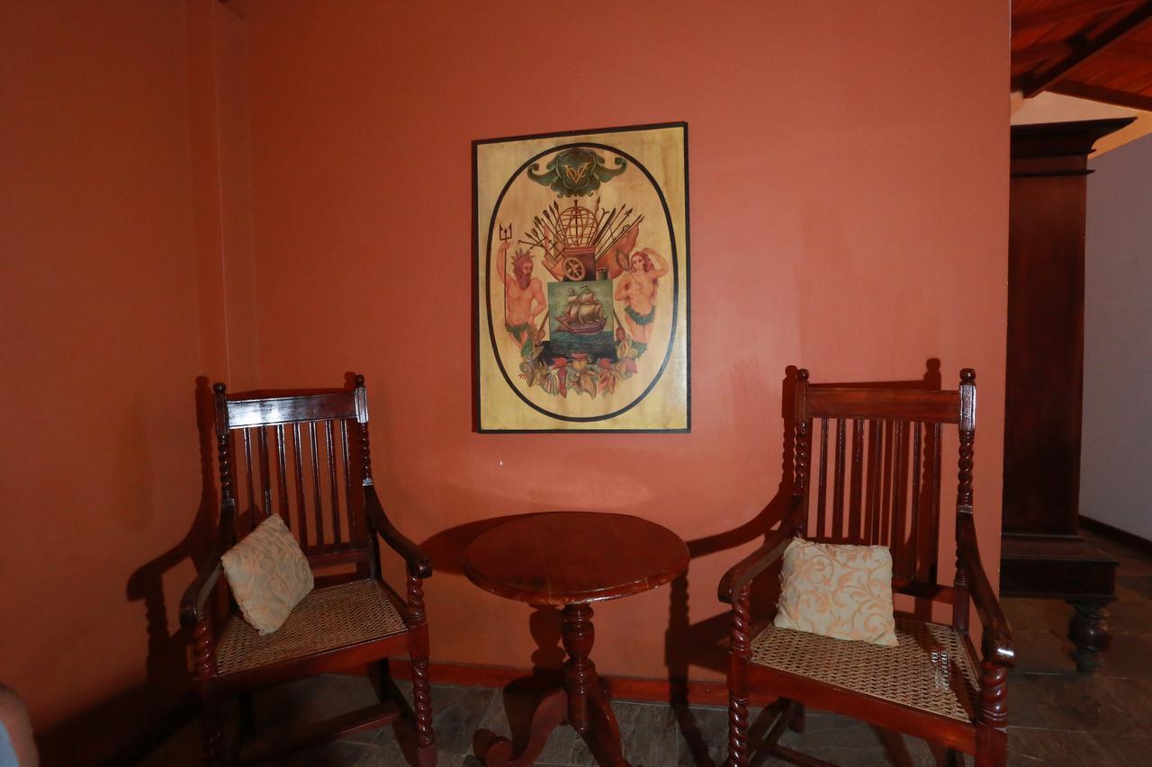 Villa Kusum ヒッカドゥワ エクステリア 写真